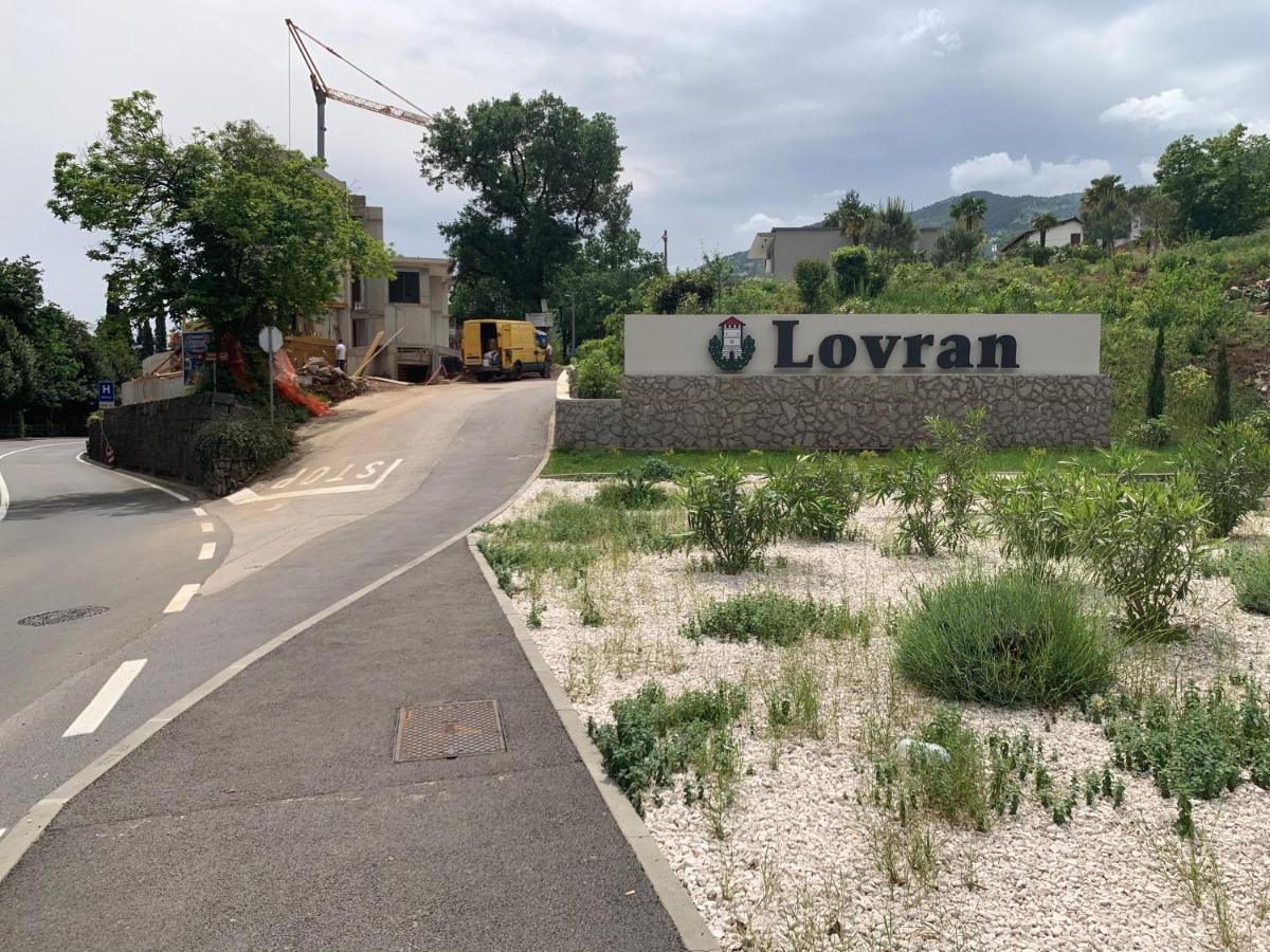 Apartman Maroon Lovran Exterior photo
